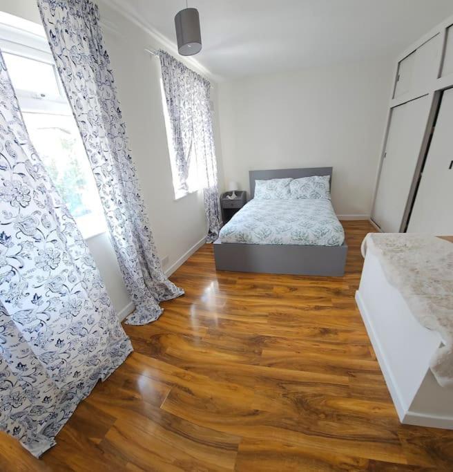 Feel At Home Away From Home Plumstead  Dış mekan fotoğraf